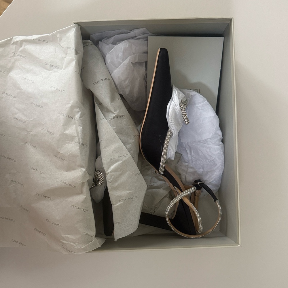 Tony Bianco Elsie Pump - Picture 4 of 6
